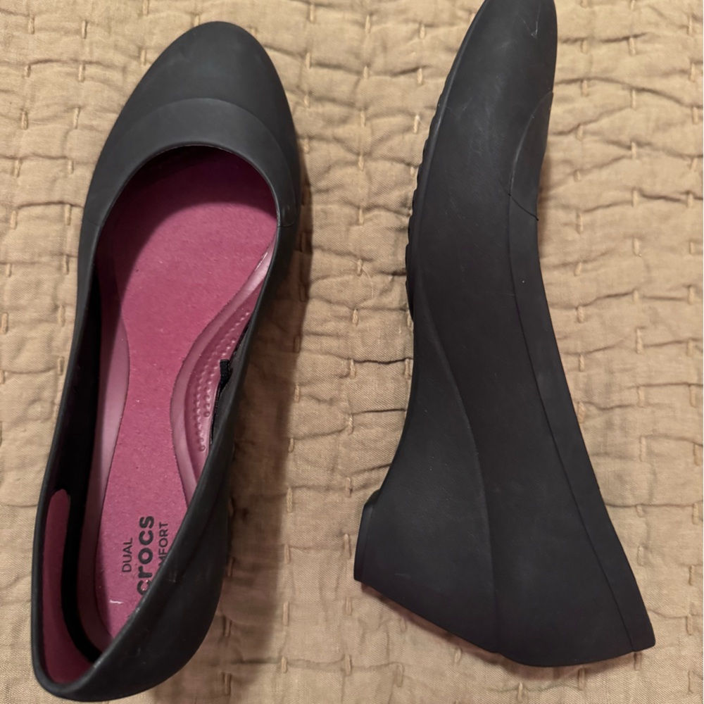 Black Wedge Heels